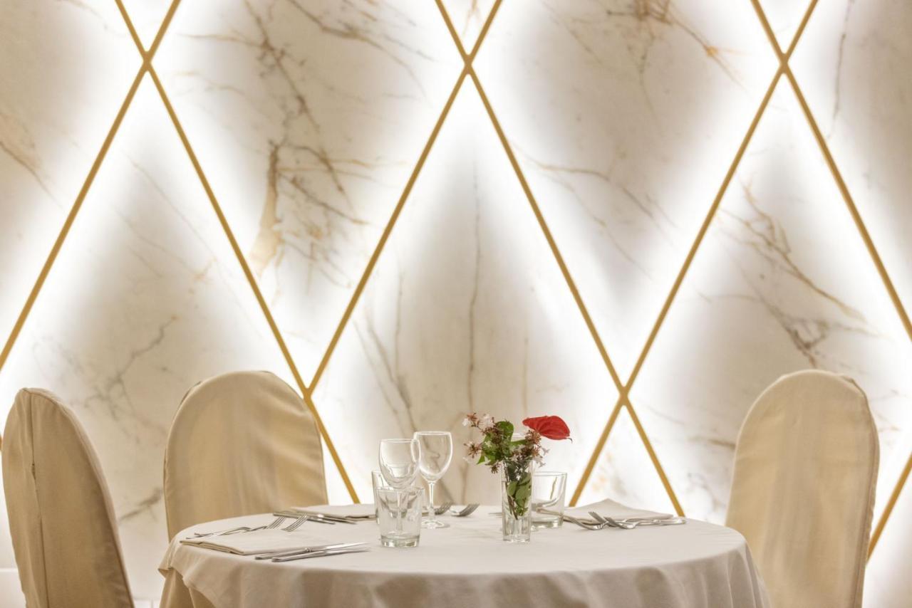 Hotel Feldberg Riccione Zewnętrze zdjęcie