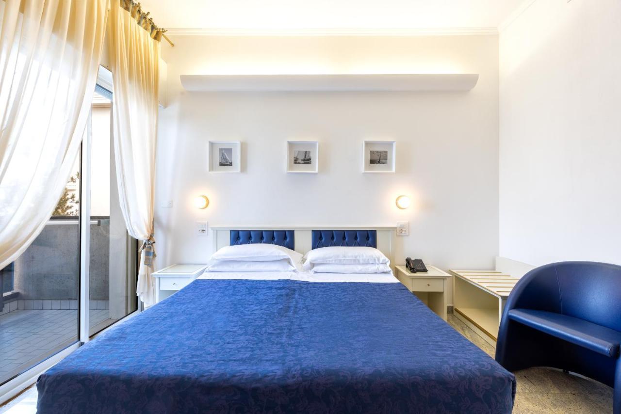 Hotel Feldberg Riccione Zewnętrze zdjęcie