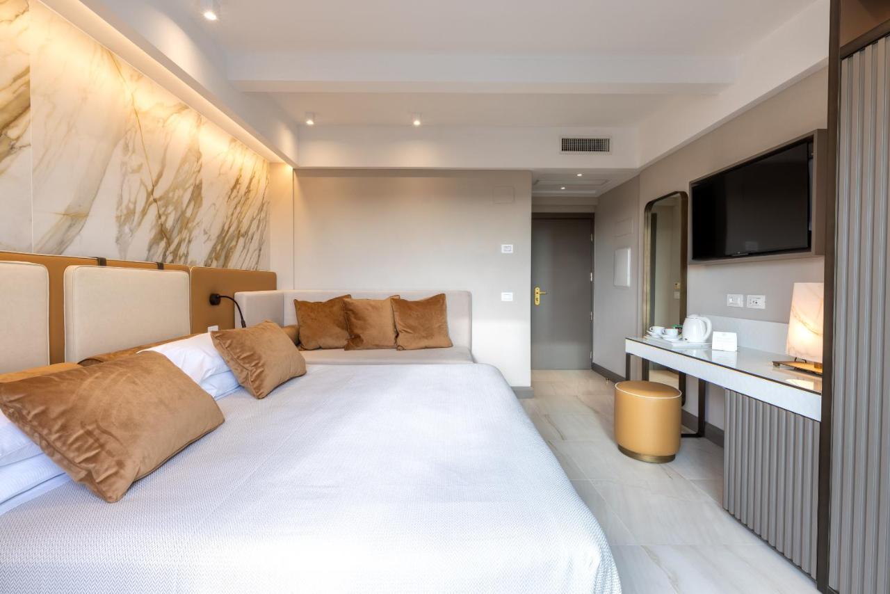 Hotel Feldberg Riccione Zewnętrze zdjęcie