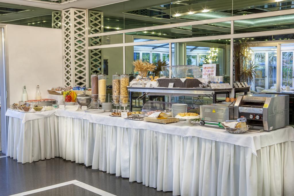 Hotel Feldberg Riccione Zewnętrze zdjęcie