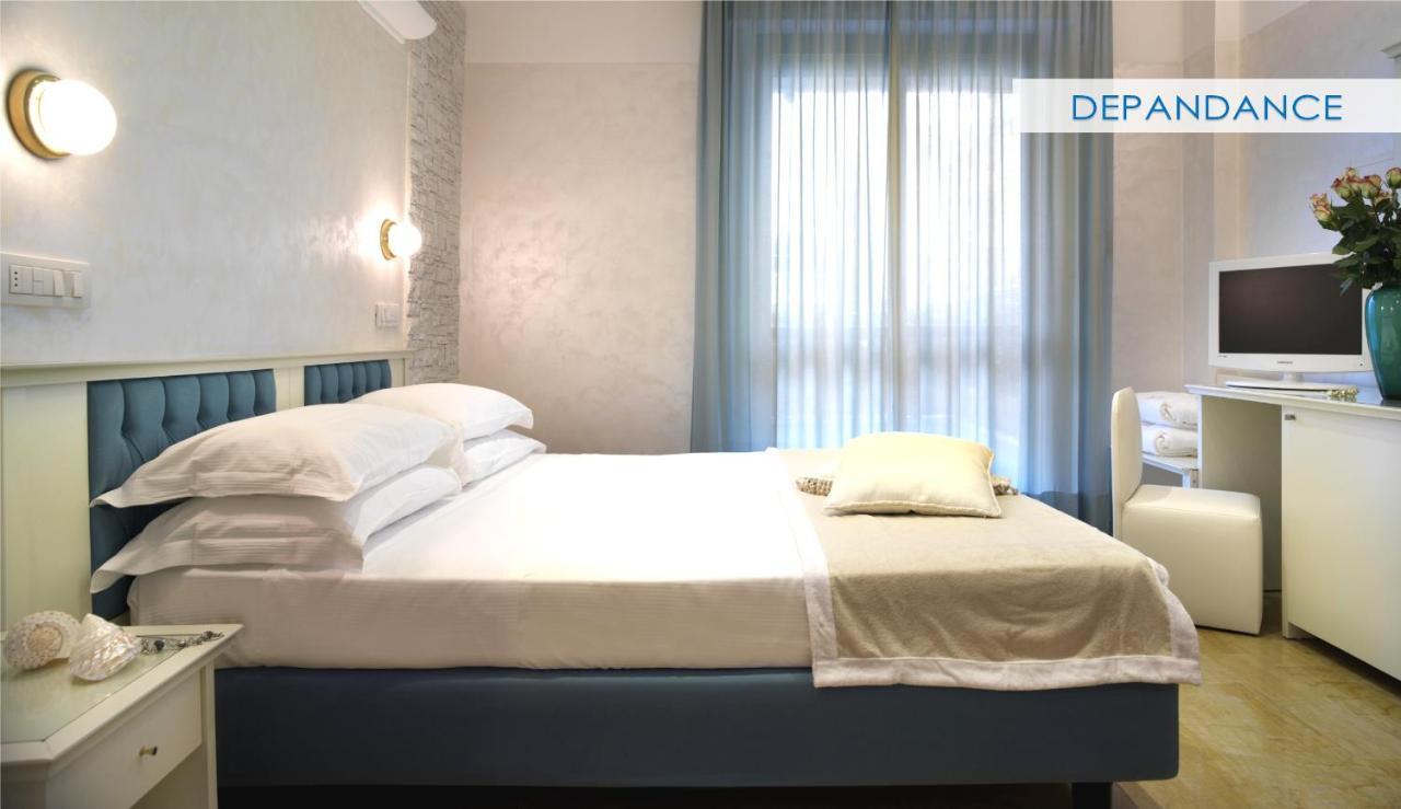 Hotel Feldberg Riccione Zewnętrze zdjęcie