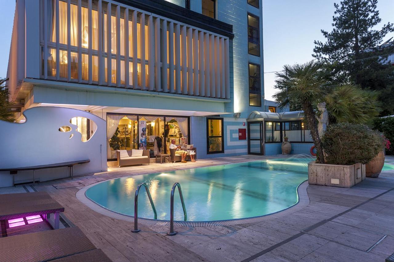 Hotel Feldberg Riccione Zewnętrze zdjęcie